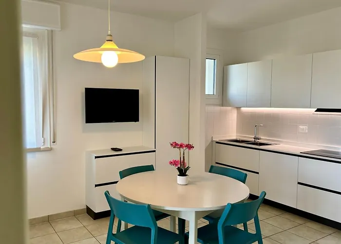 Giorgio 4 Terrazza Privata * 비비오네